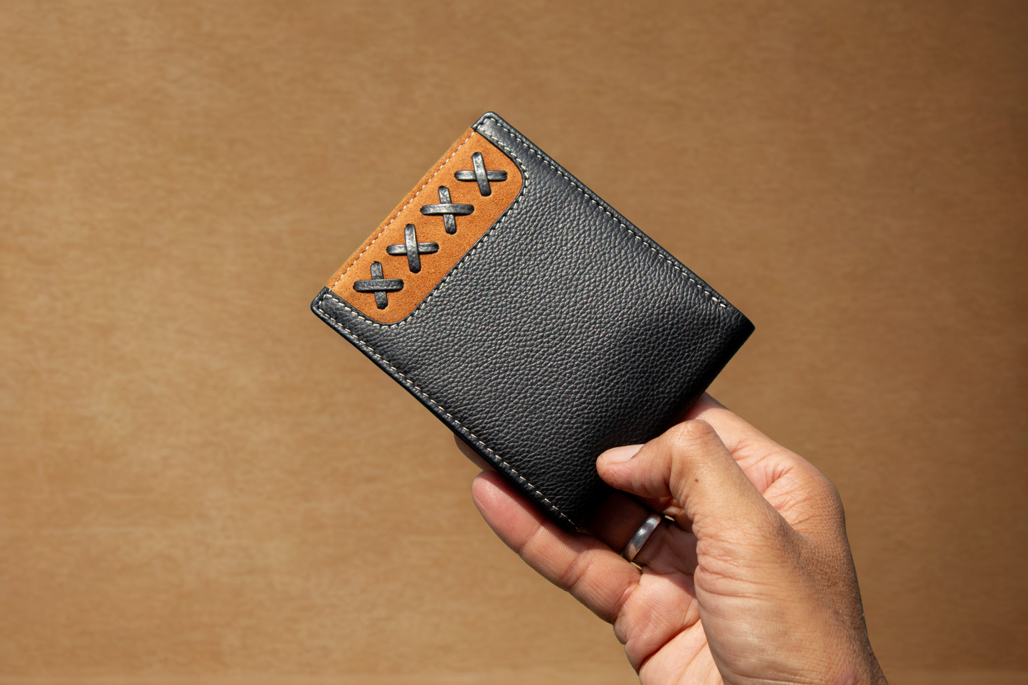 The Rogue bi-fold wallet